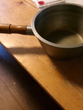 vtg primitive heavy cast club aluminum one qt saucepan wood handle can be hung